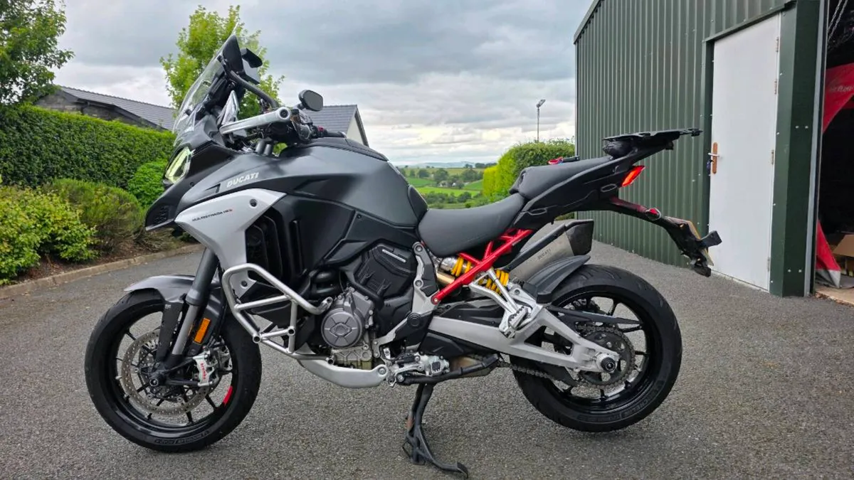 2021 Ducati Multistrada V4S, Travel + Radar packs - Image 2