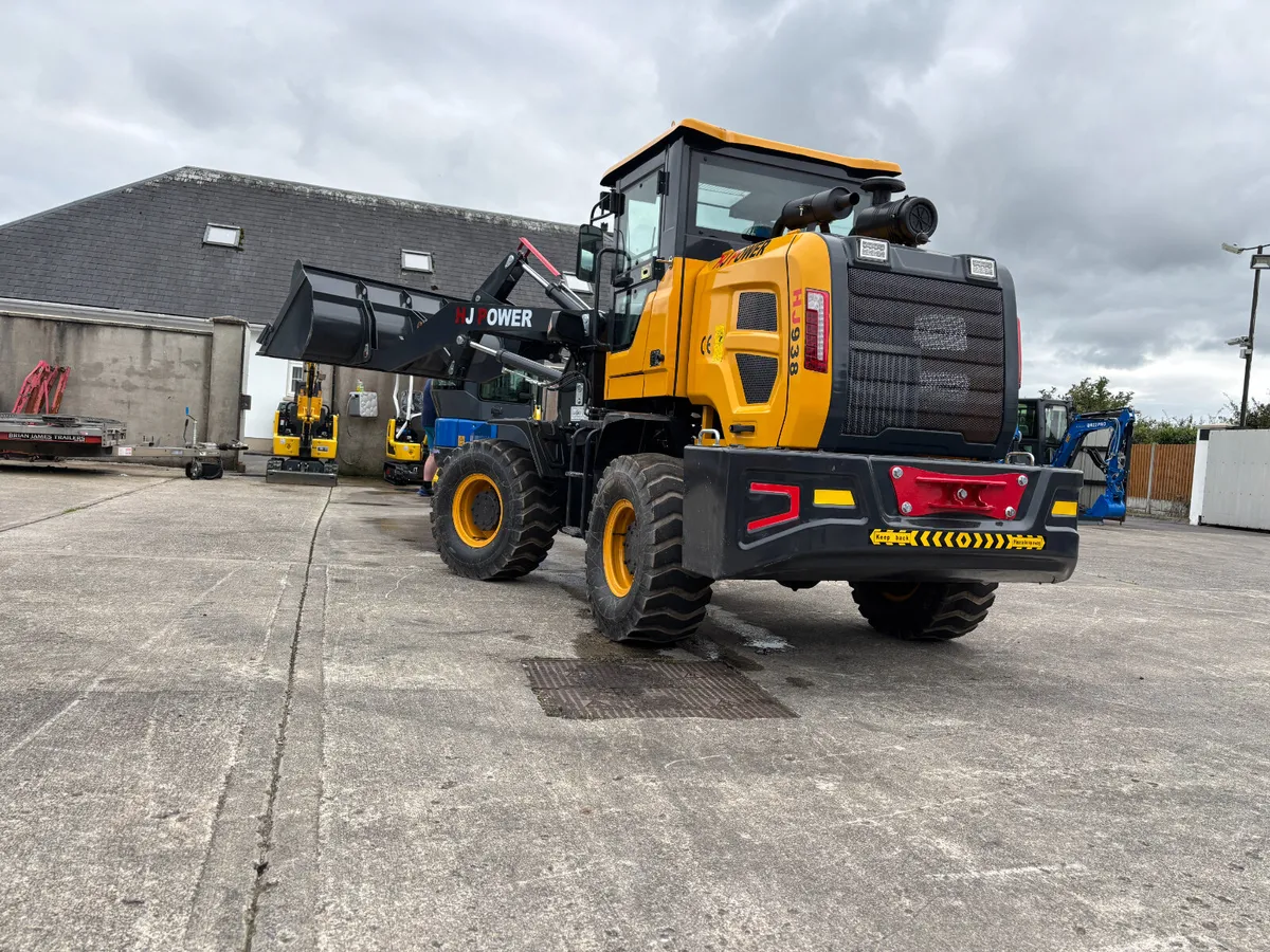HJ POWER HJ938 – 60HP LOADING SHOVEL - Image 4