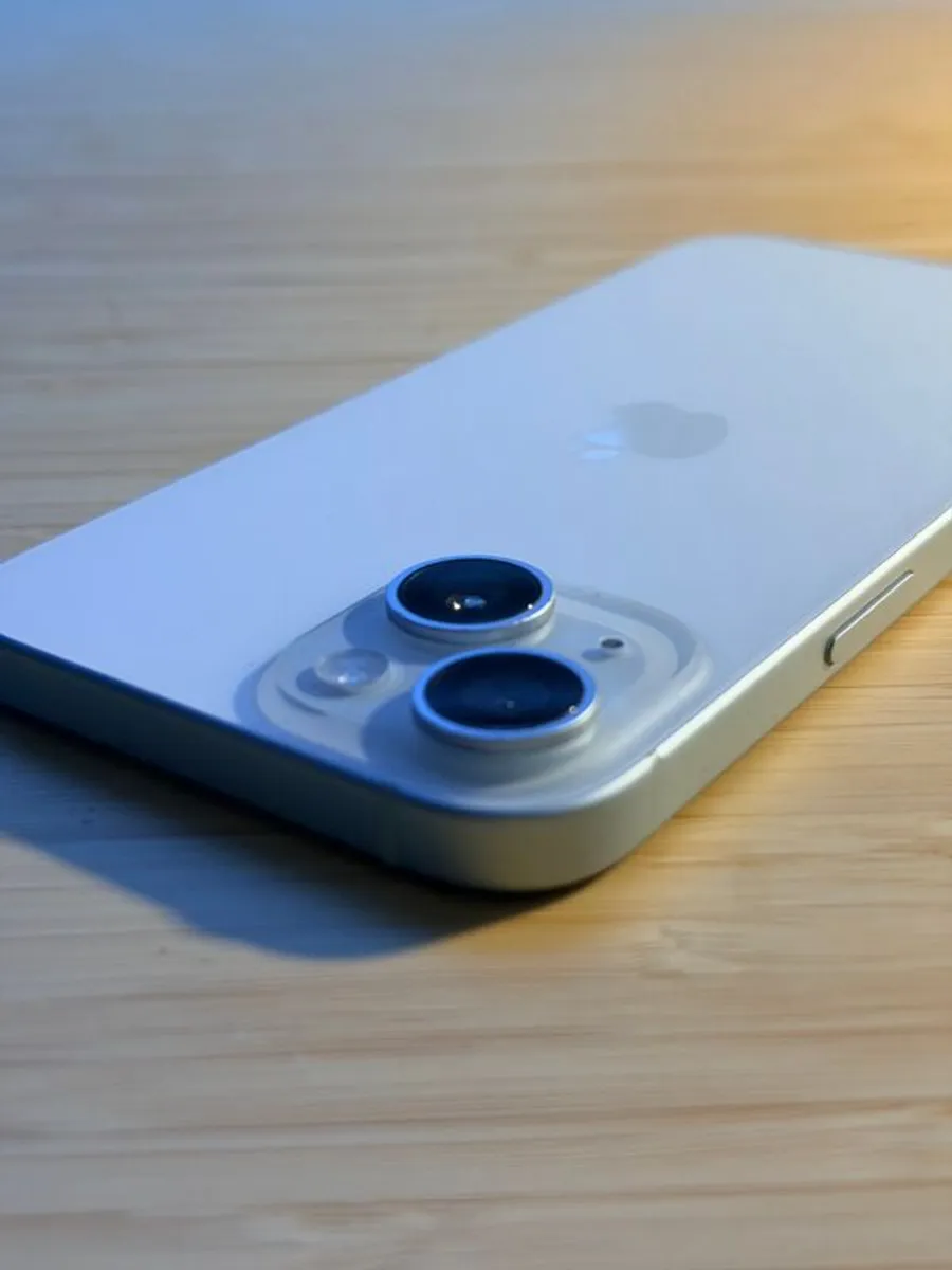 Iphone 15 | Mint Condition, Like New. - Image 3