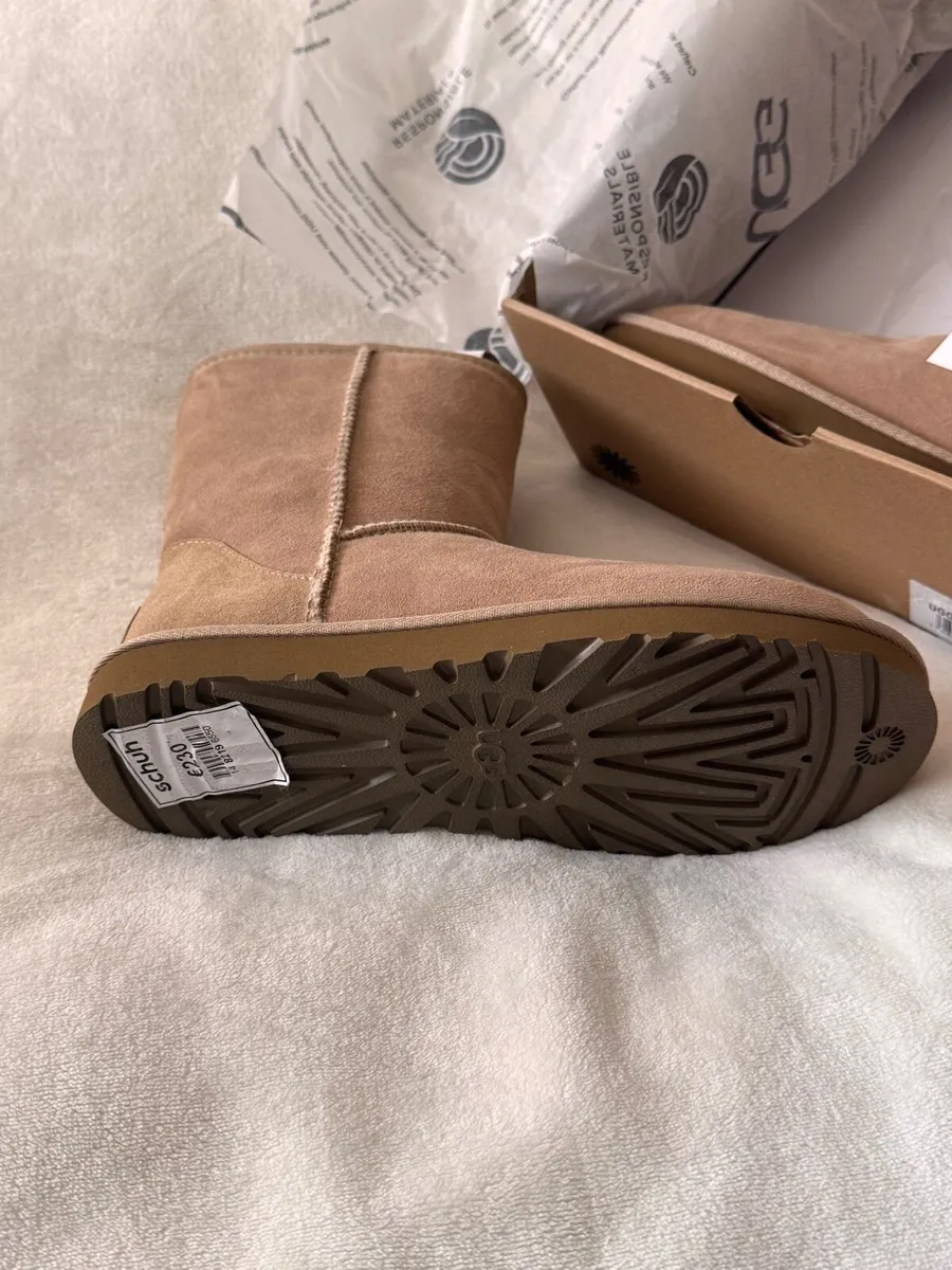 Ugg Classic Short II boots sand beige size 6 - Image 2