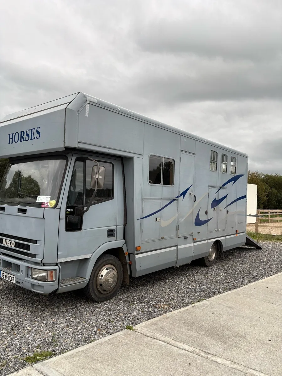 Horse Lorry - Image 2