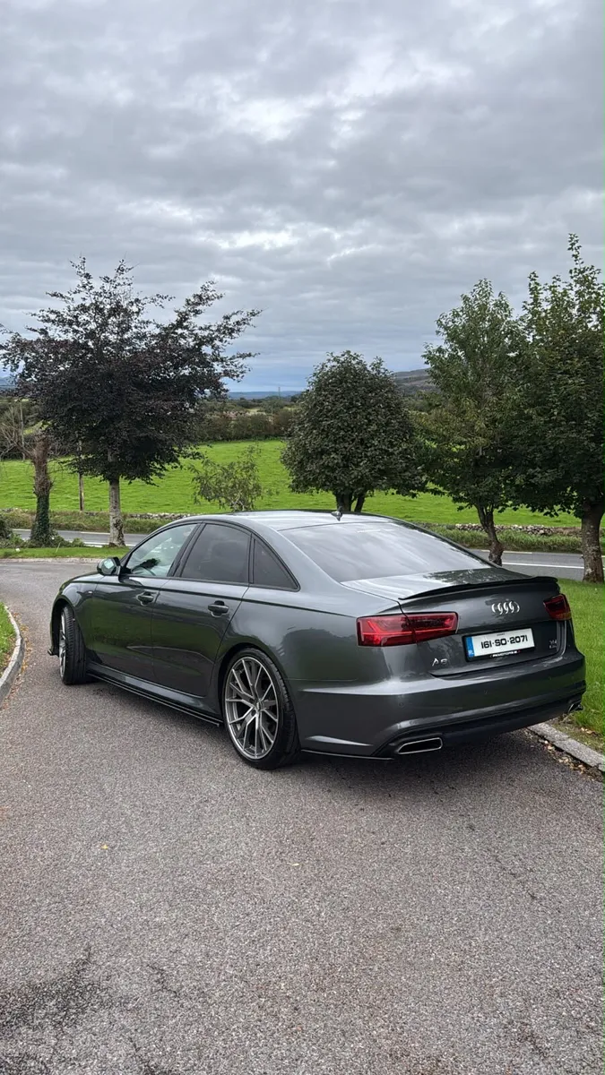 Window tint service & dechrome