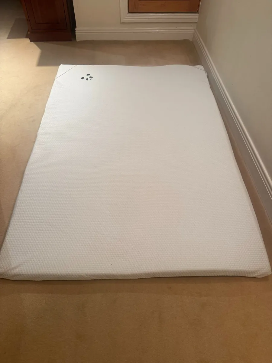 Memory Foam Mattress Topper - Small Double - Image 2