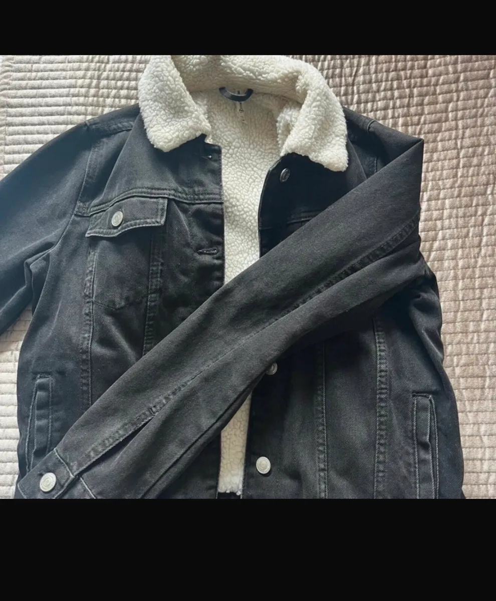 Black Stradvarius Going out jacket 🖤