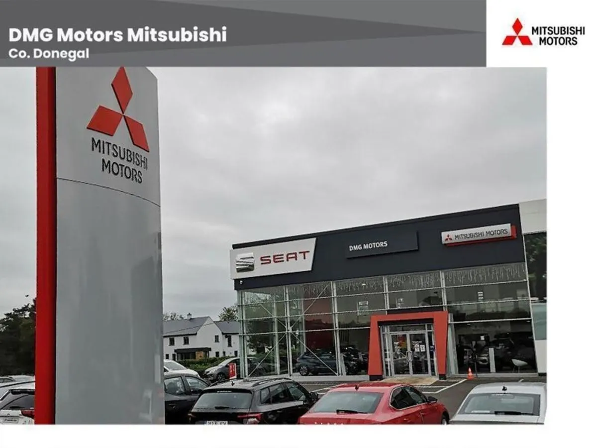 Mitsubishi L200 2.2 DI-D DOUBLE CAB INTENSE - Image 4