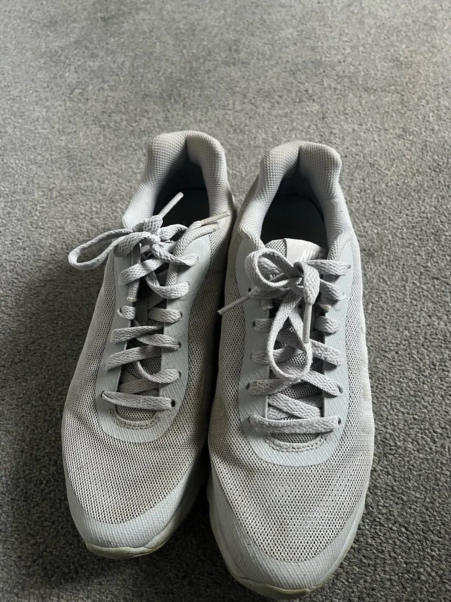 Nike Shoes - Image 3
