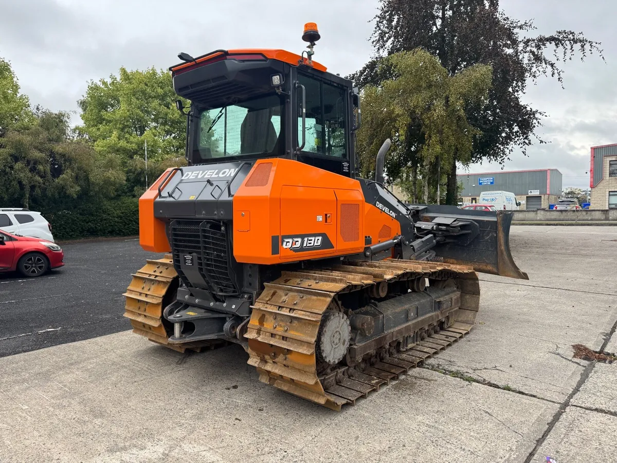 DD130 Develon Dozer - Image 3