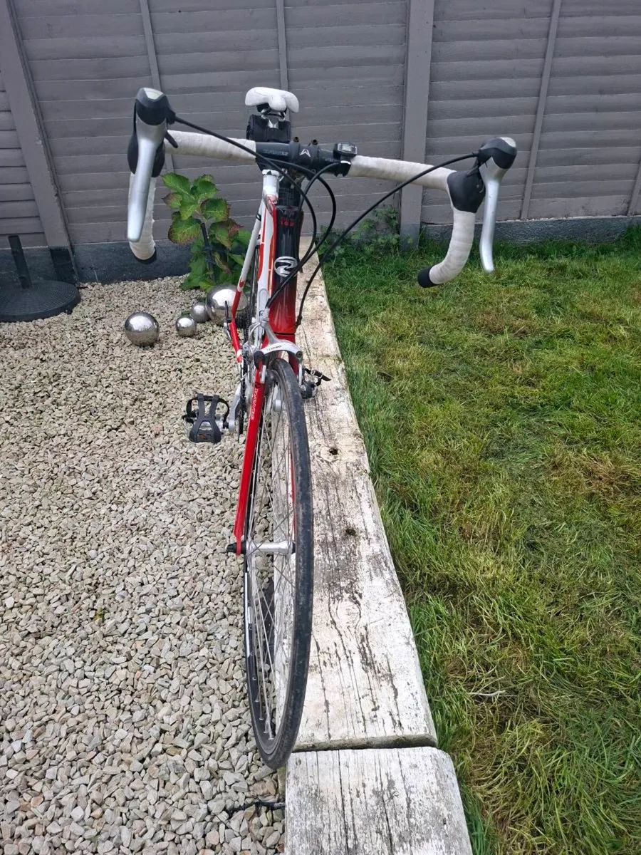 Road bike - Image 2
