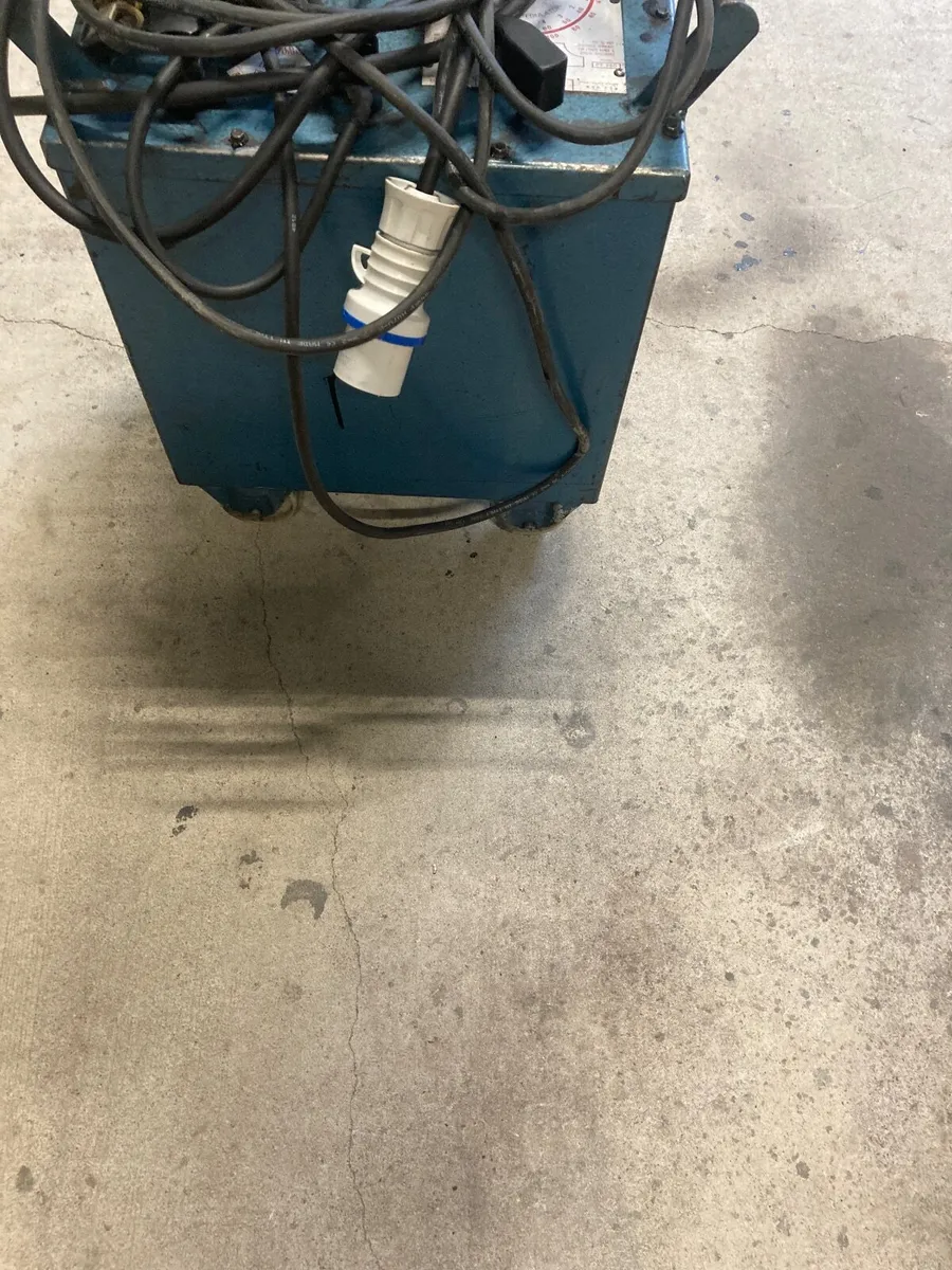 250 amp pickhill welder forsale - Image 3