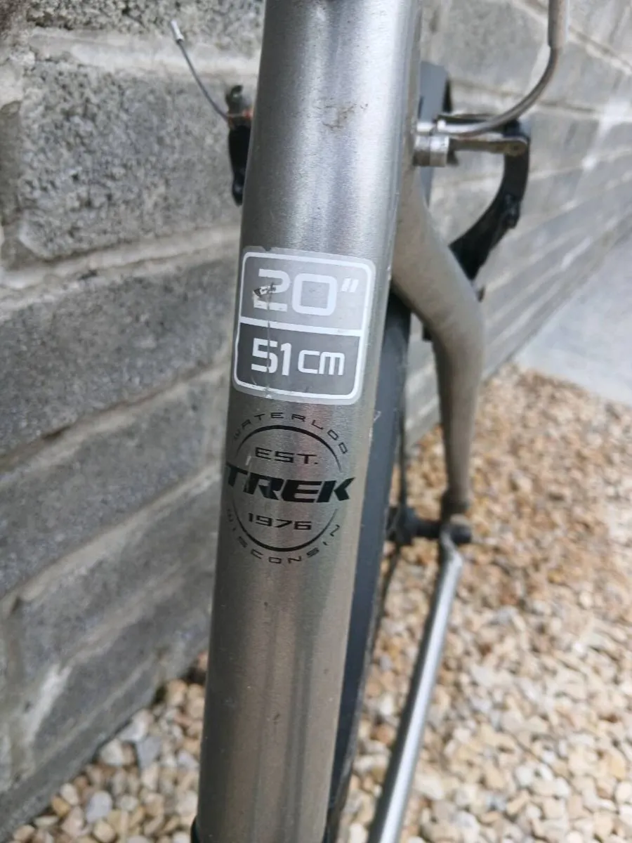 ADULTS GIANT BIKE - Image 3