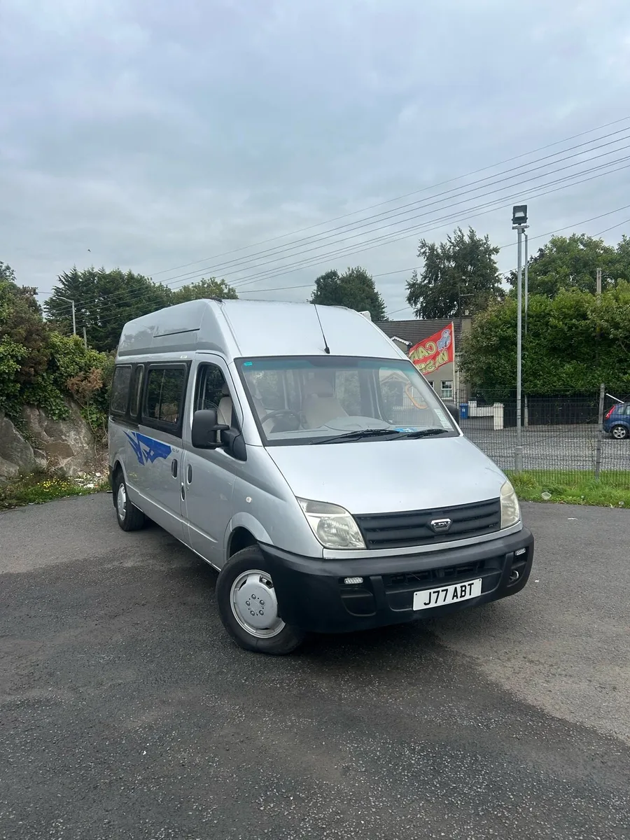 NI 2007 Maxus 2.5 TD 2-Berth Day Van - Image 4