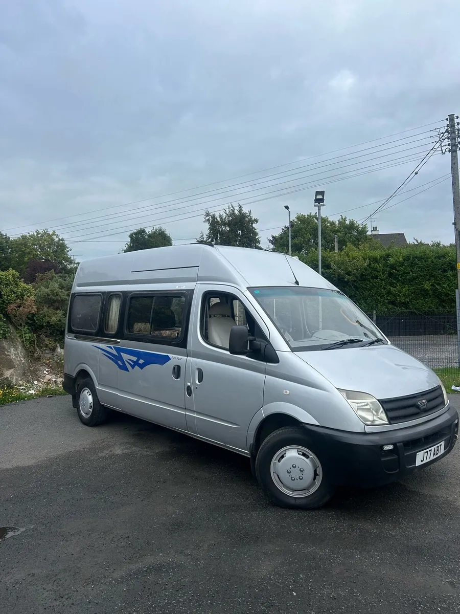 NI 2007 Maxus 2.5 TD 2-Berth Day Van - Image 2