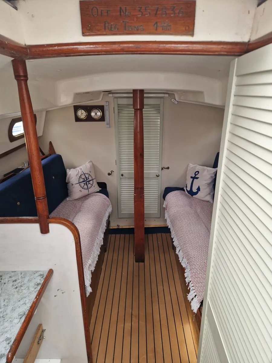 Sailboat - Image 4