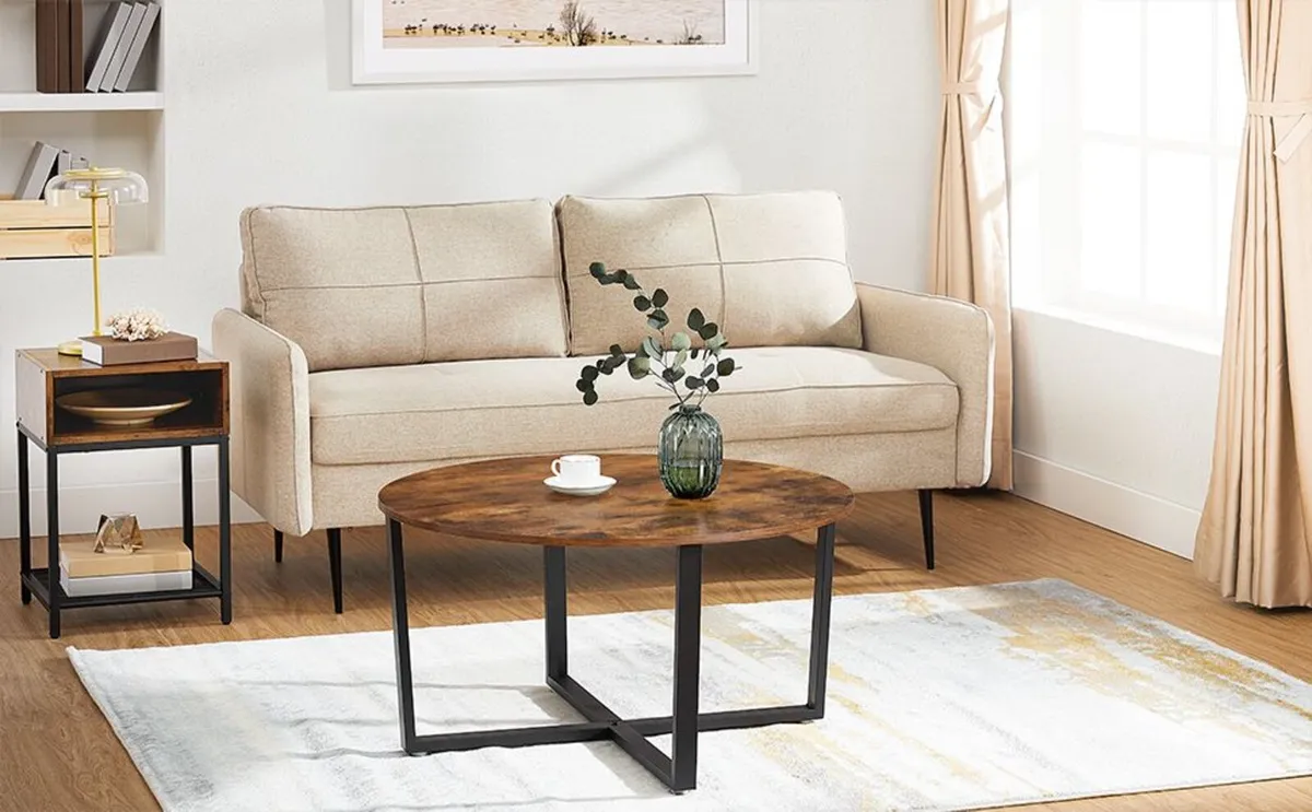 New round coffee table - FREE P&P - Image 1
