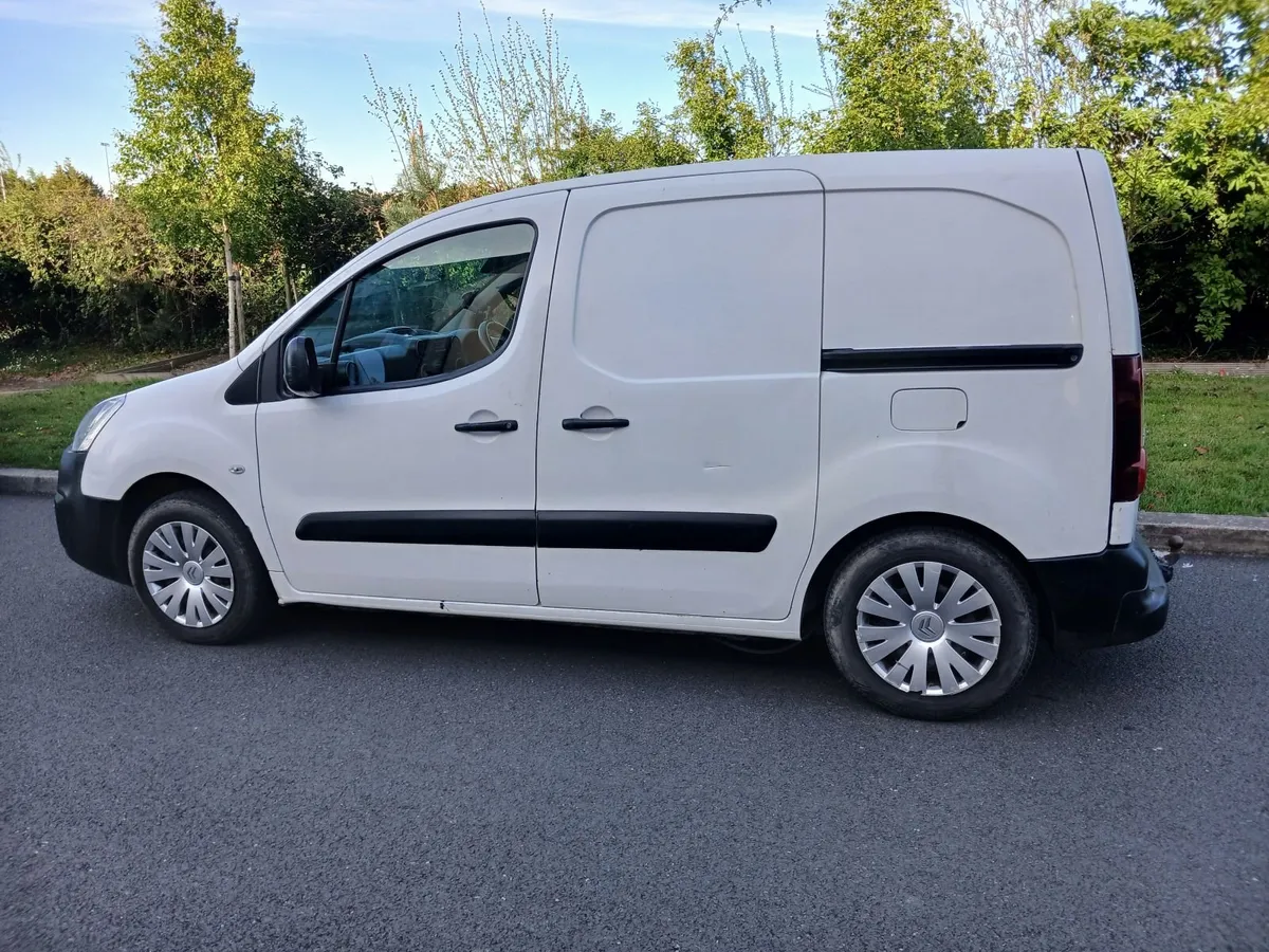 Citroen Berlingo 2018 - Image 1