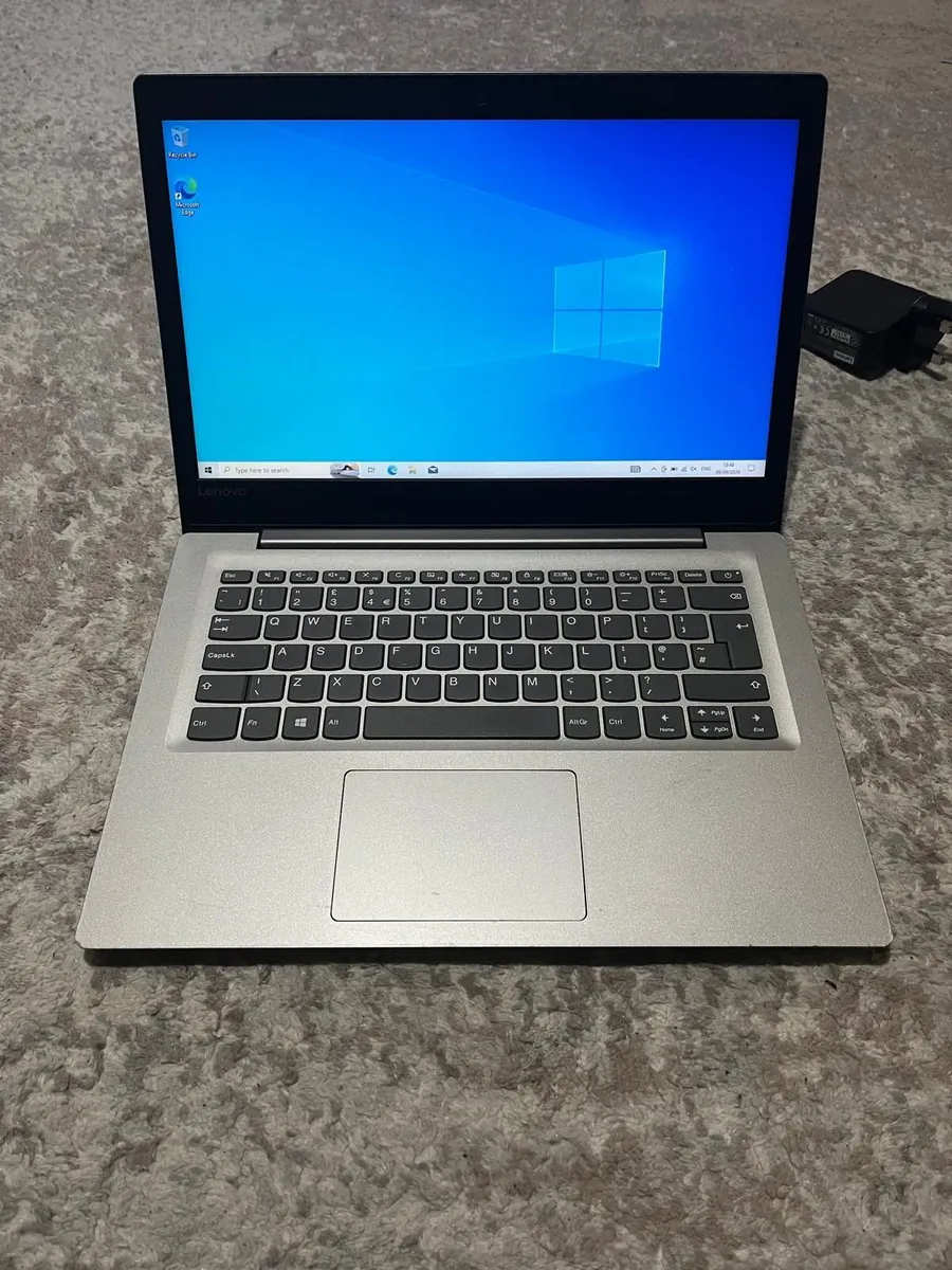 Laptop Lenovo 81J2 - Image 1