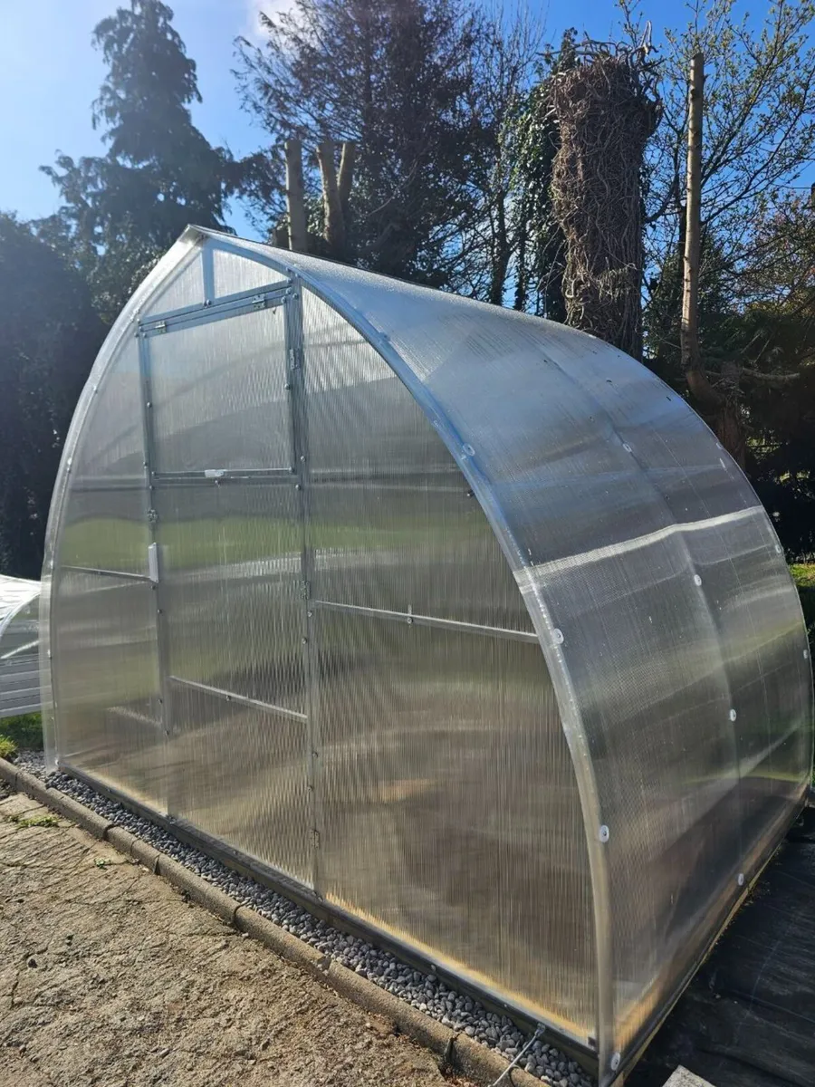 Meet the Arrow greenhouse - Image 4