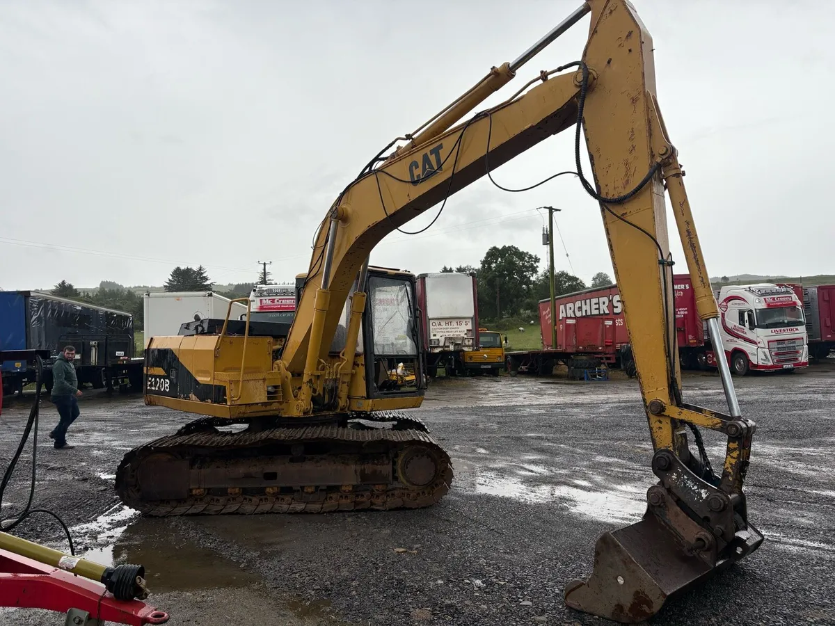 Cat E120b - Image 4