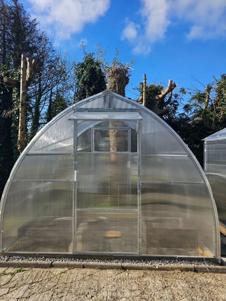 Meet the Arrow greenhouse - Image 1