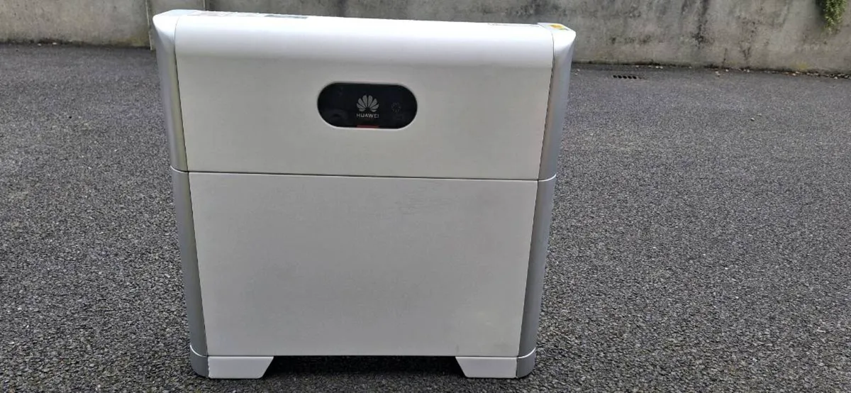 Huawei Luna Solar battery and BMS - Image 1