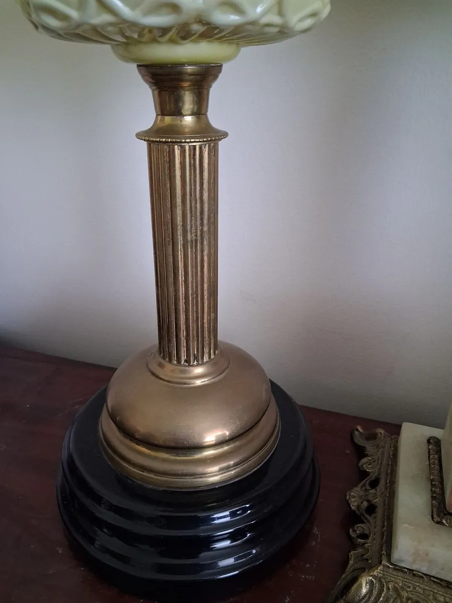 Antique Oil Lamps - Image 4