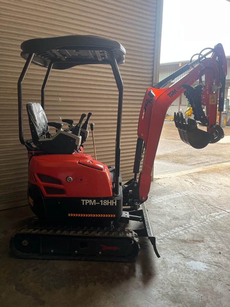 TPM-18HH micro digger Briggs & Stratton engine - Image 3