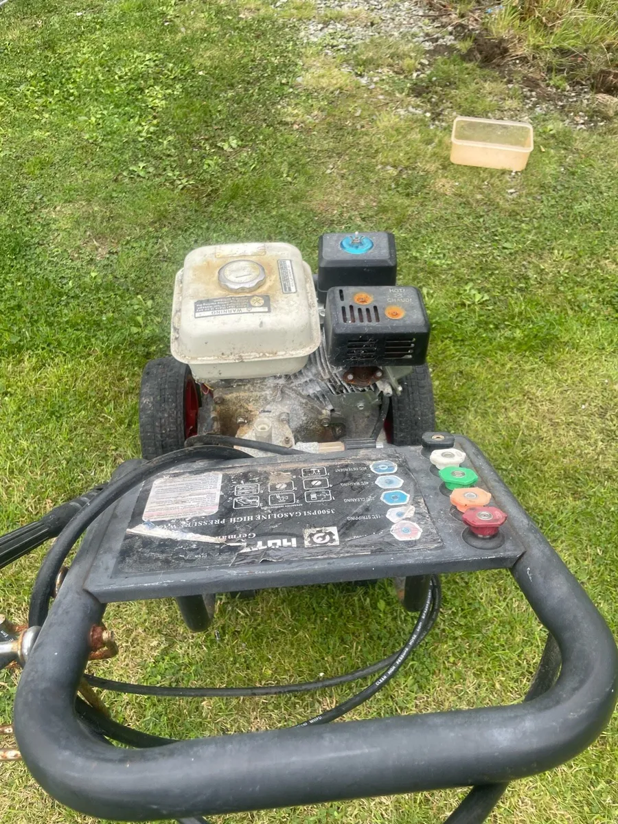 Petrol power washer - Image 4
