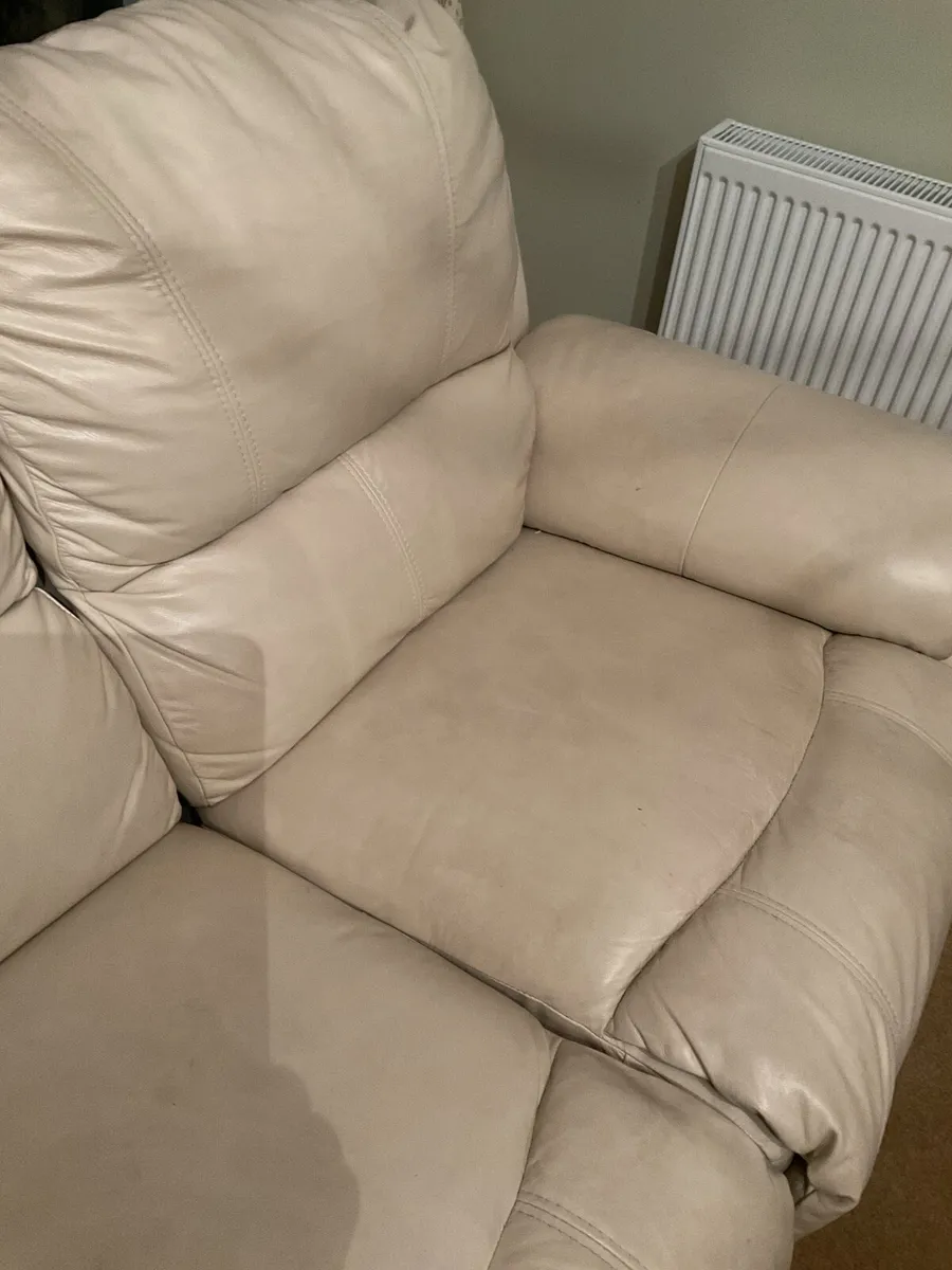 Cream Couch - Image 4