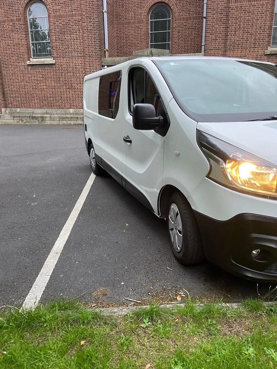 Campervan Renult traffic 2017 - Image 2