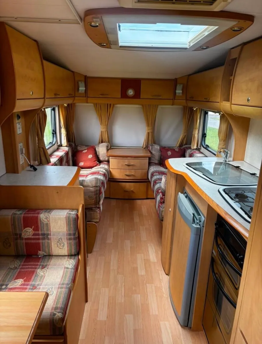 09 Bailey 6/7 berth with Full Awning - Image 4