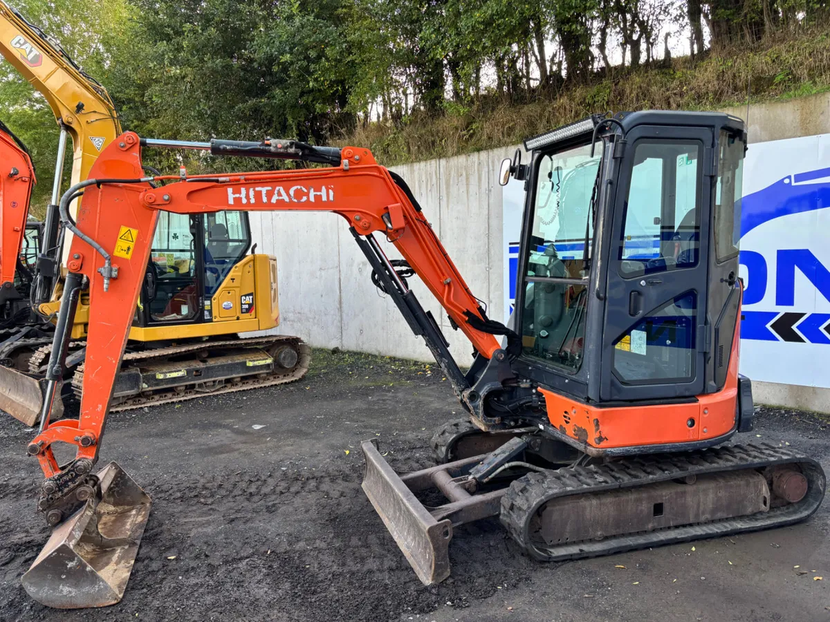 2017 HITACHI ZX33U-5A - Image 4