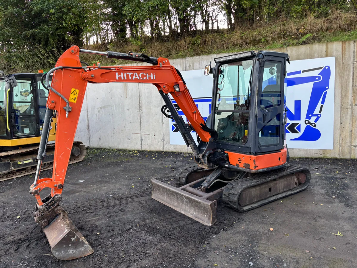 2017 HITACHI ZX33U-5A - Image 3
