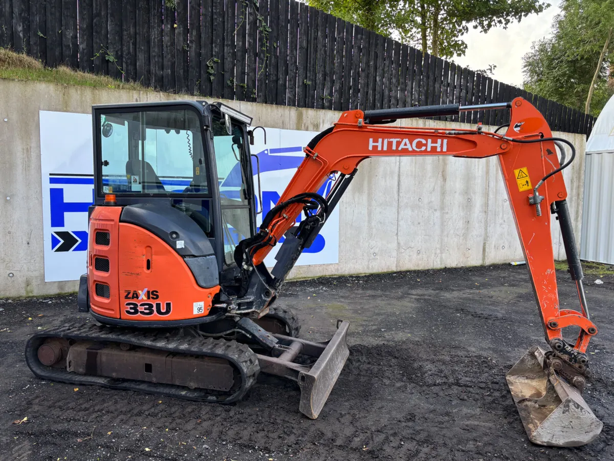 2017 HITACHI ZX33U-5A - Image 1