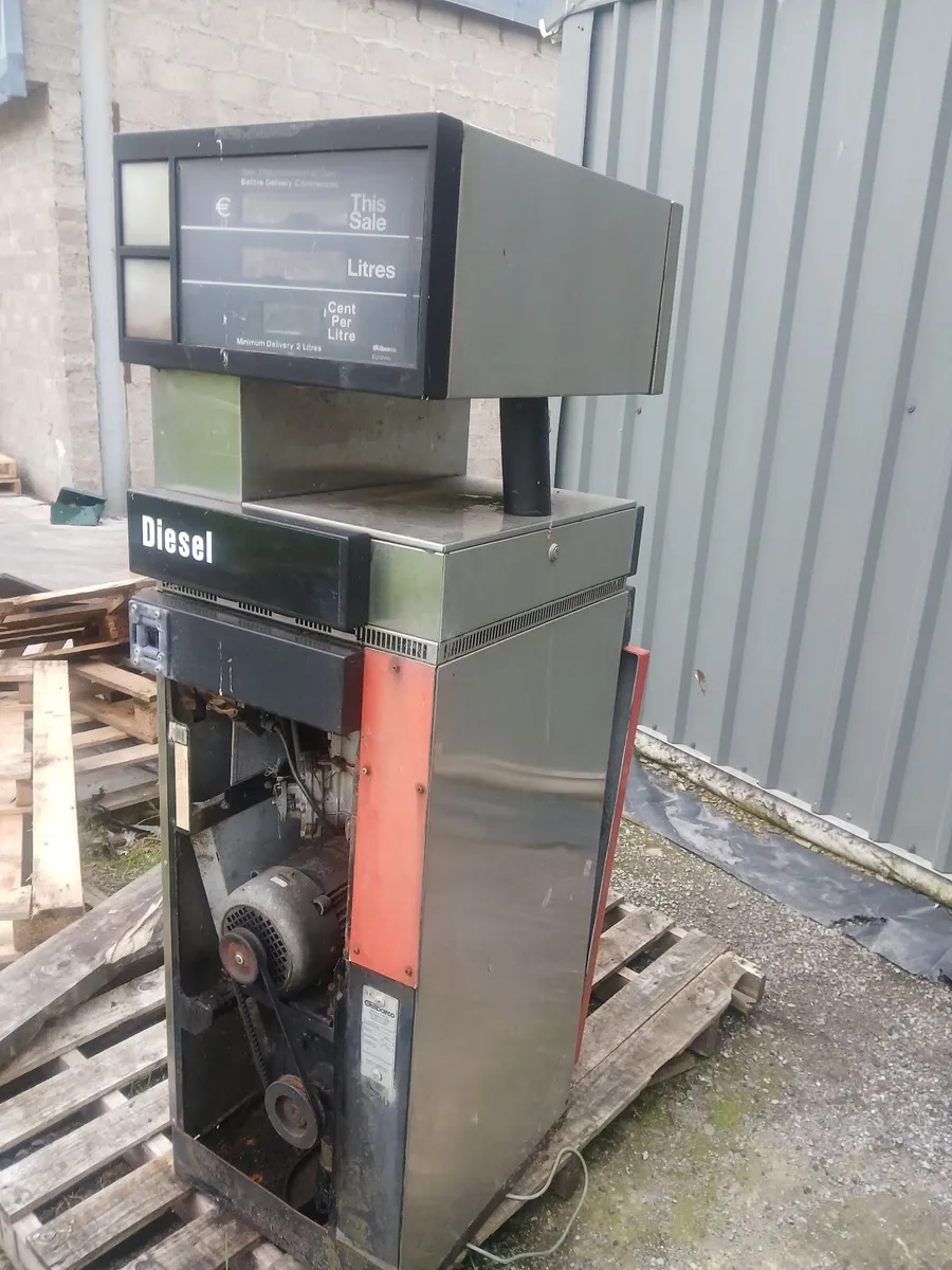 Diesel pump - Image 3