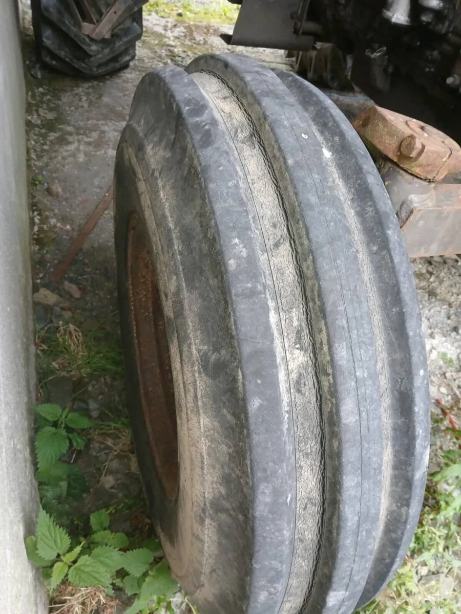 Tyres - Image 2