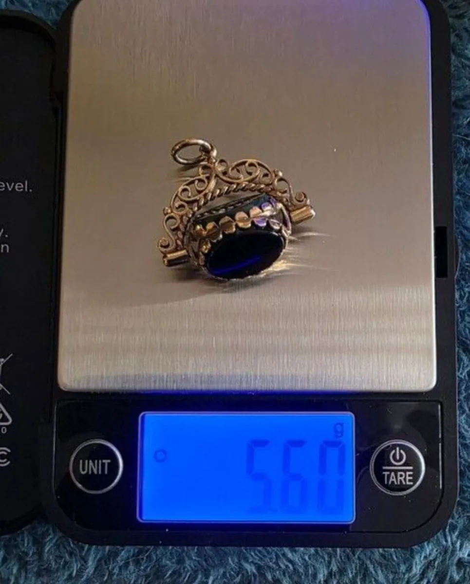 Victorian 3 stone spinner - Image 2