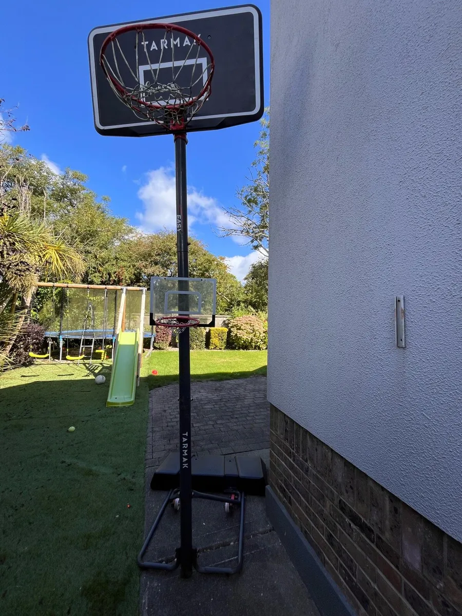 Basketball hoop - free standing - Image 3