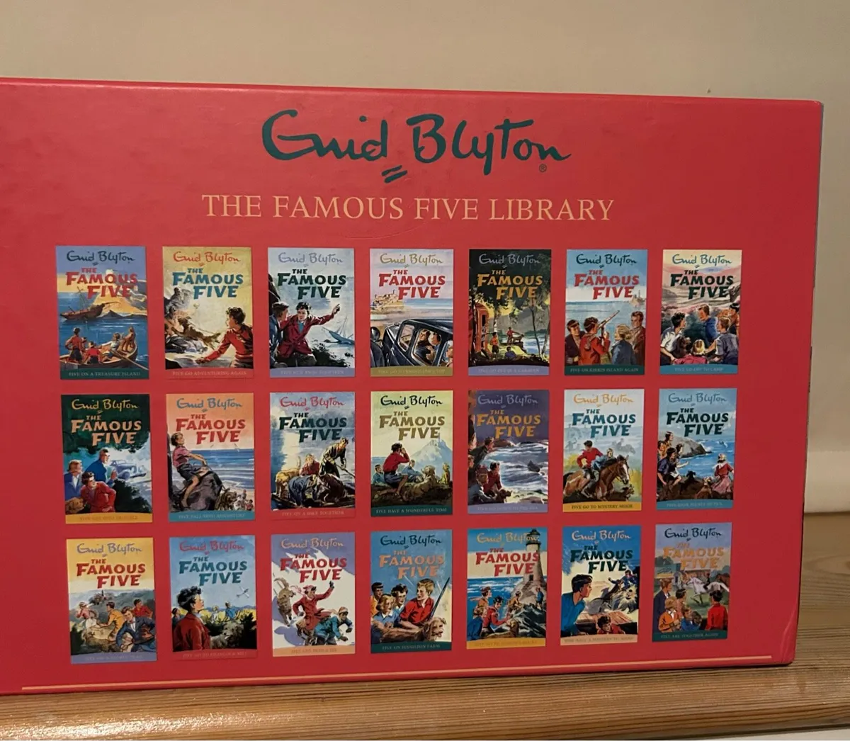Books - Image 3