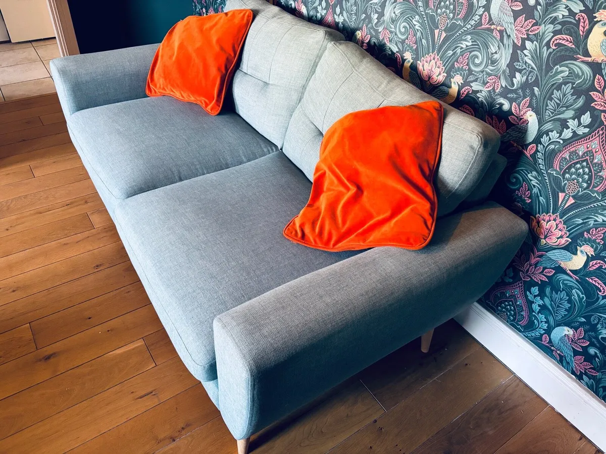 Teal coloured sofa - Image 4