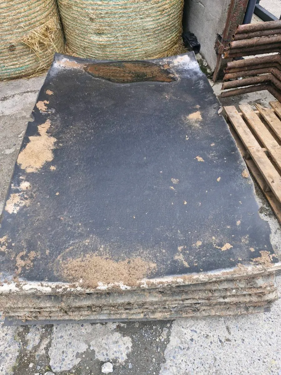 Cubicles and Cow Mats - Image 2