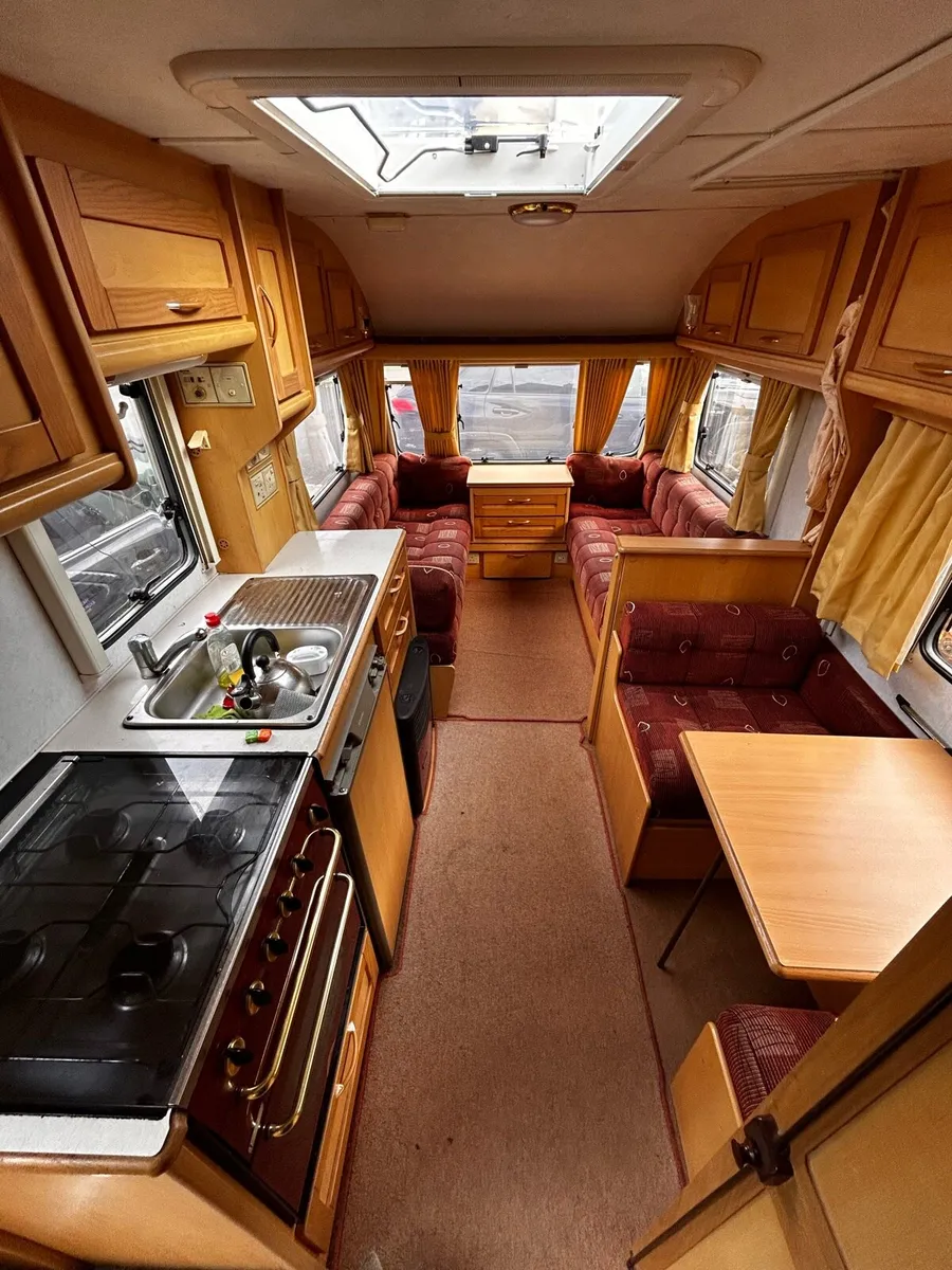 Caravan - Image 4