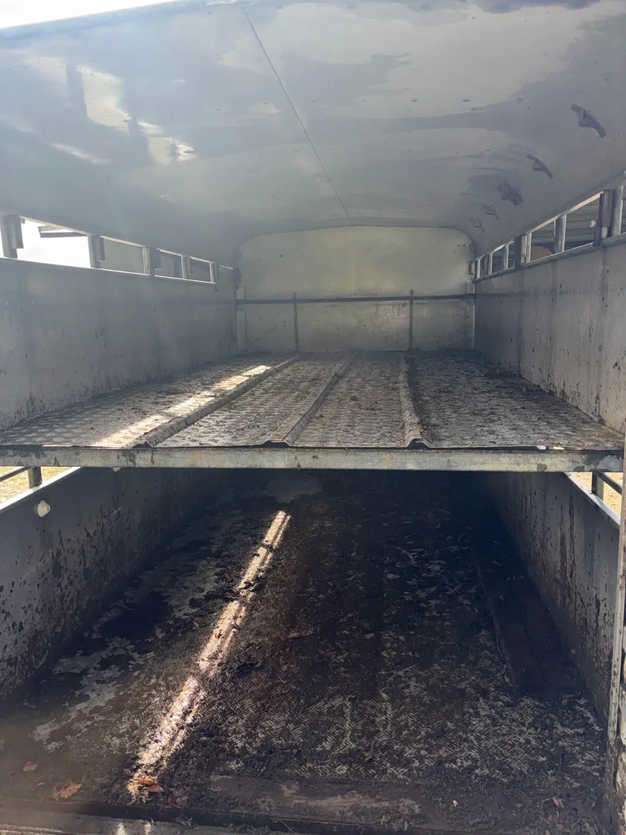 Livestock Trailer - Image 4