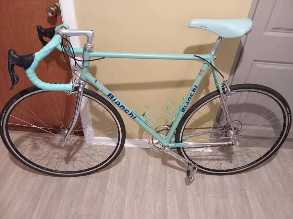 Bianchi Thron 57cm Campagnolo Record - Image 1