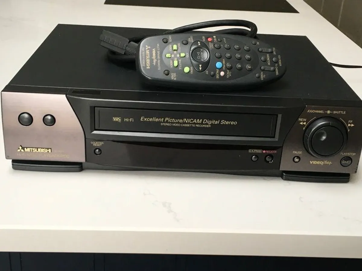 Mitsubishi 761V(IR) VCR - Image 2