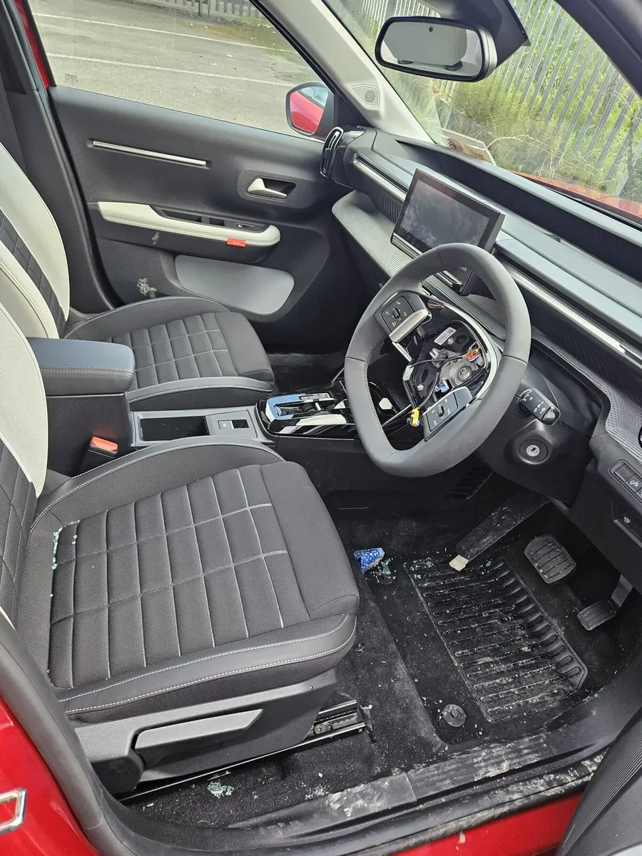 Citroen e-c3 2026 EV full electric - Image 3
