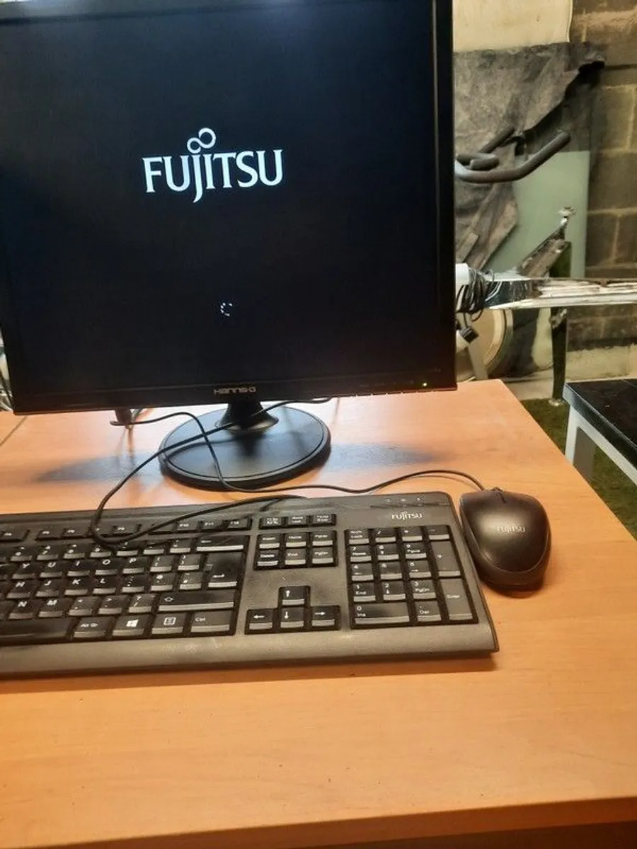 PC Desktop i5 Fujitsu - Image 3