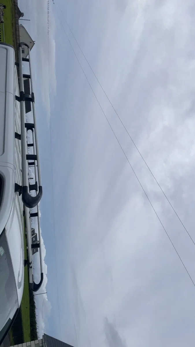 Roof rack ladder rack for traffic or primaster - Image 1