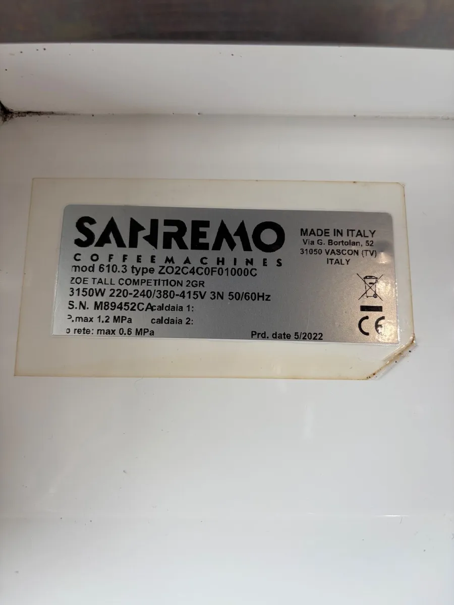 Commercial San Remo Zoe coffee machine & Grinder - Image 2