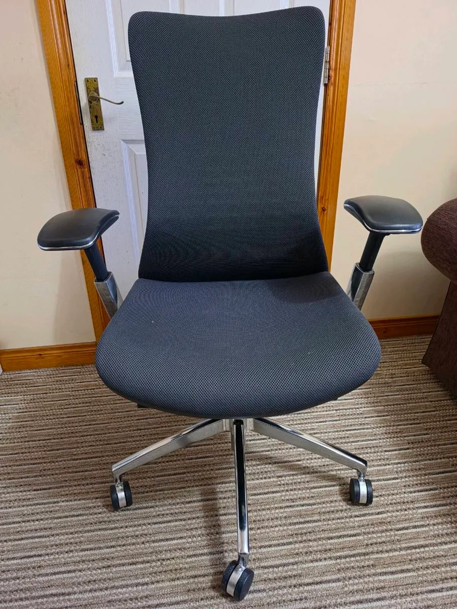 Office Chair for Sale - Image 1