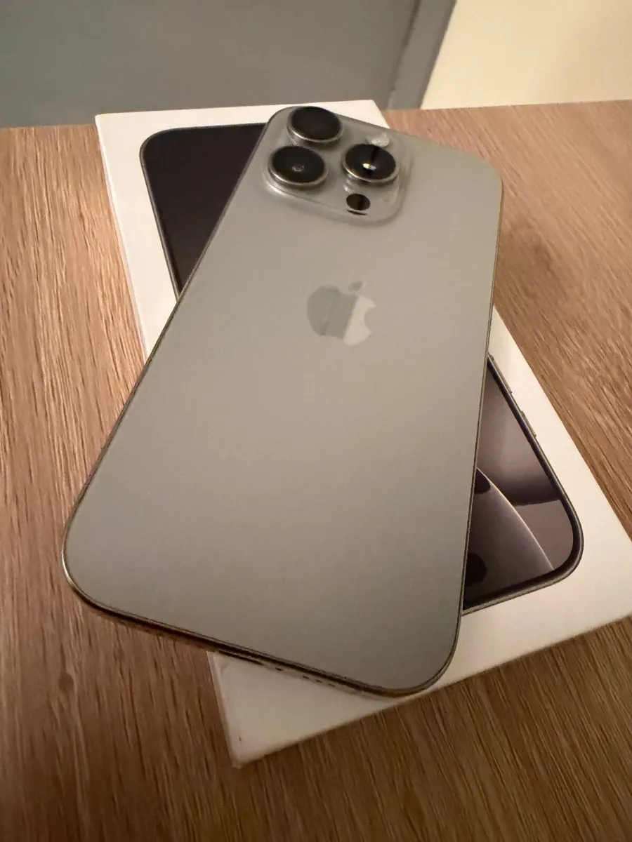 Iphone 16PRO 1 TB - Image 2